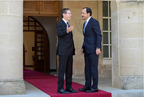 Pro-Palestinian Protesters Rally Against Israeli President Herzog’s Visit to Cyprus