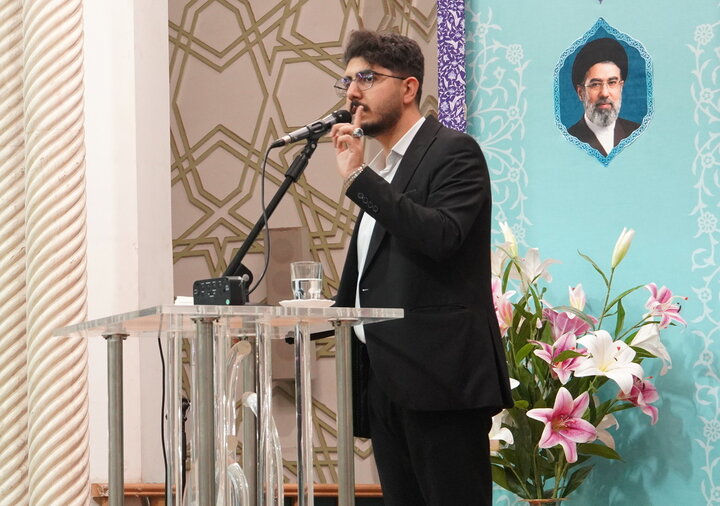 هنرنمایی شاعران به مناسبت ورود کریمه اهل‌بیت(س)به قم