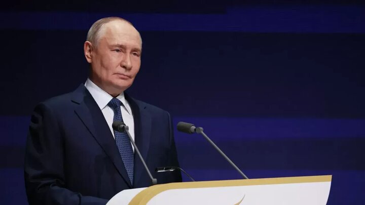 Putin: BRICS ülkeleri küresel ekonomik büyümenin neredeyse yarısını sağladı