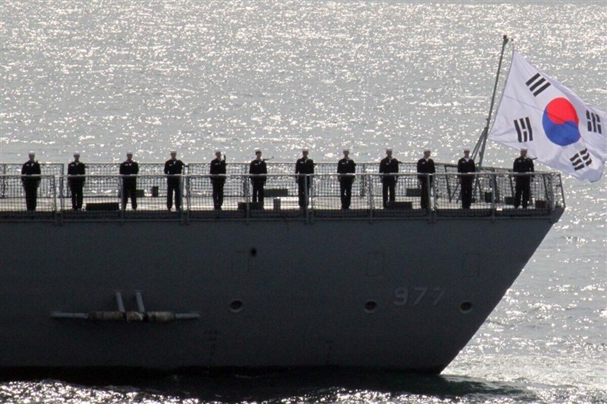 Analysis: Hormuz Mission, a Two-sided Blade for South Korea