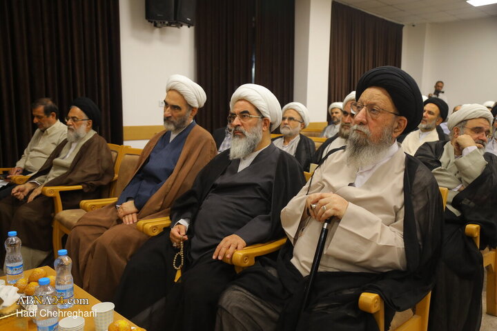 آیین رونمایی از ۱۹ اثر پژوهشگاه مطالعات فقه معاصر
