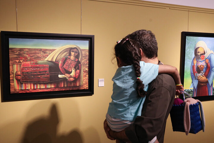 گزارش تصویری/ افتتاح نمایشگاه «نقاش سرزمین زخمی»