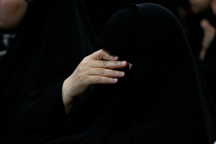 Photos: Iraqi students visit Imam Reza Holy Shrine