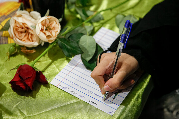 Photos: Iraqi students visit Imam Reza Holy Shrine