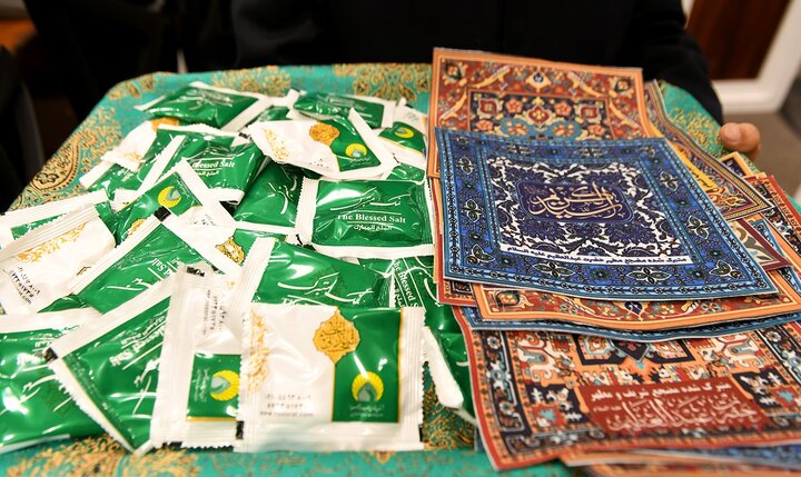 گزارش تصویری/ حضور خادمین آستان مقدس حضرت عبدالعظیم(ع) در بیمارستان فیروزآبادی