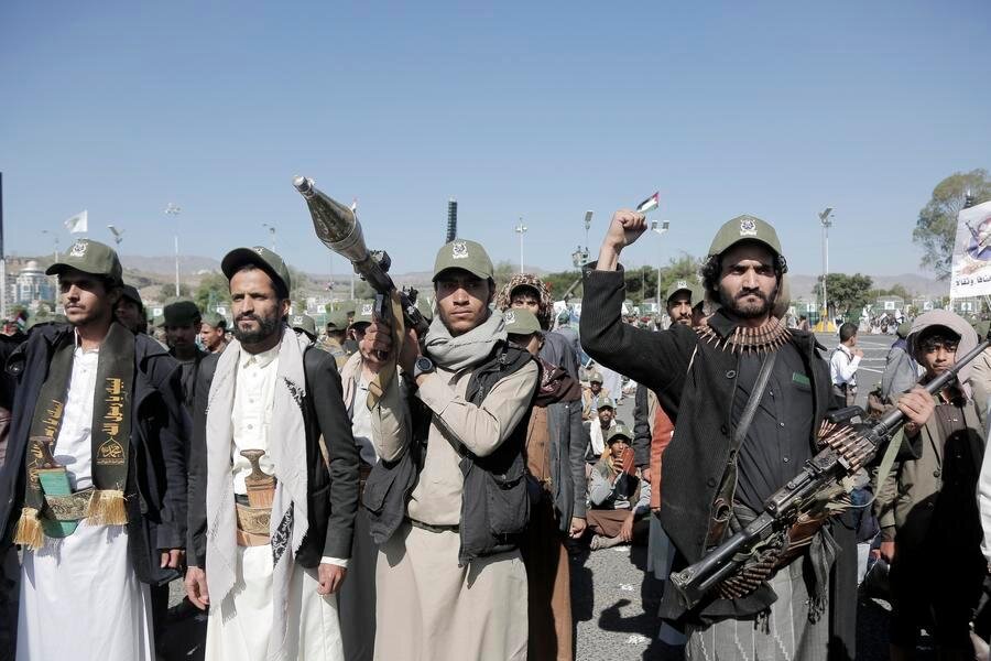 Yemeni Armed Forces seize full control of Bab al-Mandab Strait, Mayun Island
