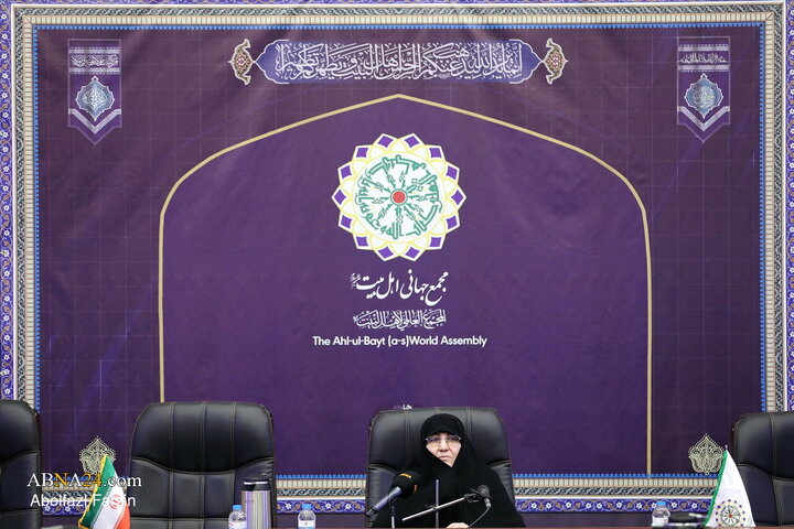 نشست «بانوی مقاومت؛ معمار فرهنگ و هویت»