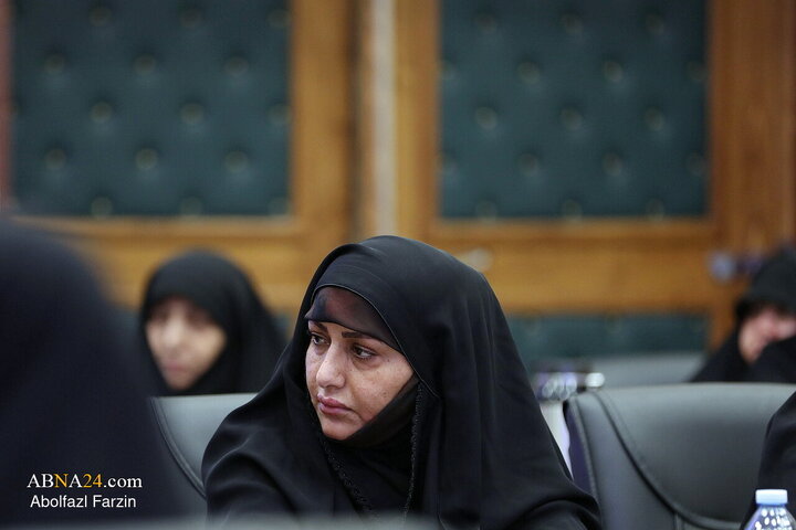 نشست «بانوی مقاومت؛ معمار فرهنگ و هویت»