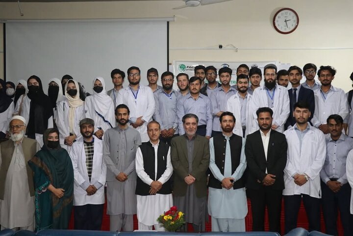 دادگاه عالی سند پاکستان دستور بازگرداندن دانشجویان پزشکی افغان را موقتاً متوقف کرد