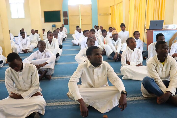 Shule ya Kiislamu Al-Hadi - Malawi Yaandaa Kikao cha Kiroho cha Usomaji wa Qur’an Tukufu +Picha