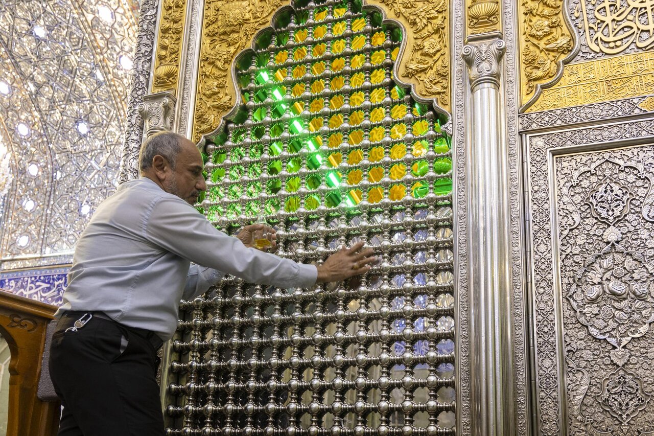 Daily Cleaning, Scenting and Organization Continue at the Holy Sanctuary of Al-Abbas