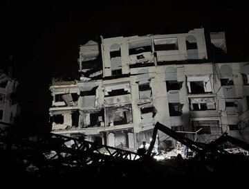 13 Palestinians Martyred, 100 Missing as Six-Story Building Collapses in Western Gaza City