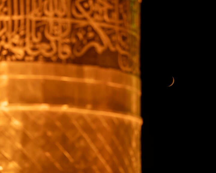 Informe fotográfico | El creciente de Rabi al-Thani sobre el Santuario del Imam Huséin (P) y el Santuario de Abu al-Fadl al-Abbas (P)