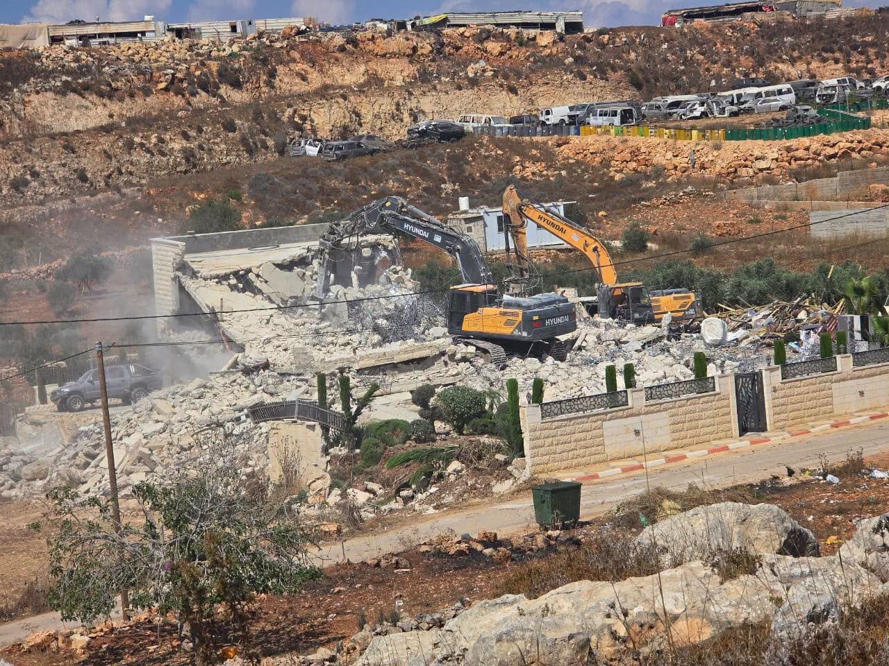 Senior Hamas official Calls for Arab and Intl Action Against Israeli Settlement Expansion in Al-Quds