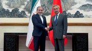 China enfatiza a ampliação da cooperação com Teerã para proteger os direitos e interesses do Irã