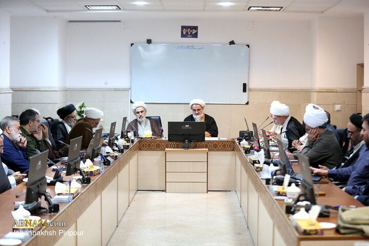 نشست شورای علمی کنگره امناءالرسل