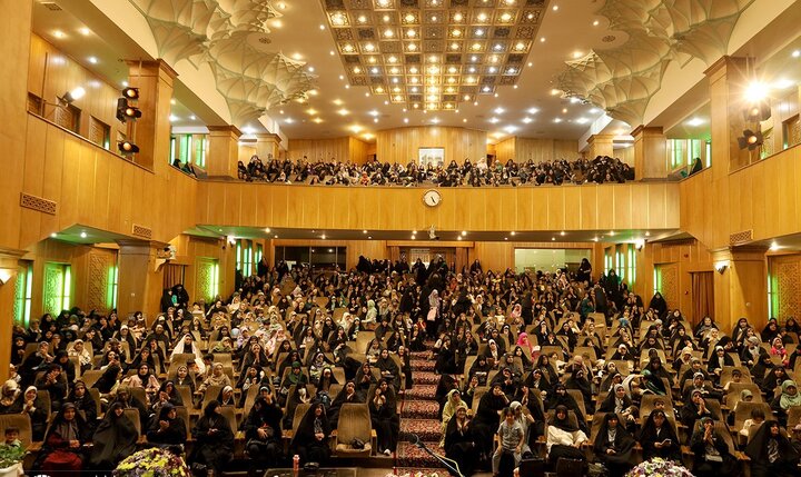 گزارش تصویری/ برگزاری جشن هیئت بانوان به مناسبت ولادت حضرت عبدالعظیم(ع)