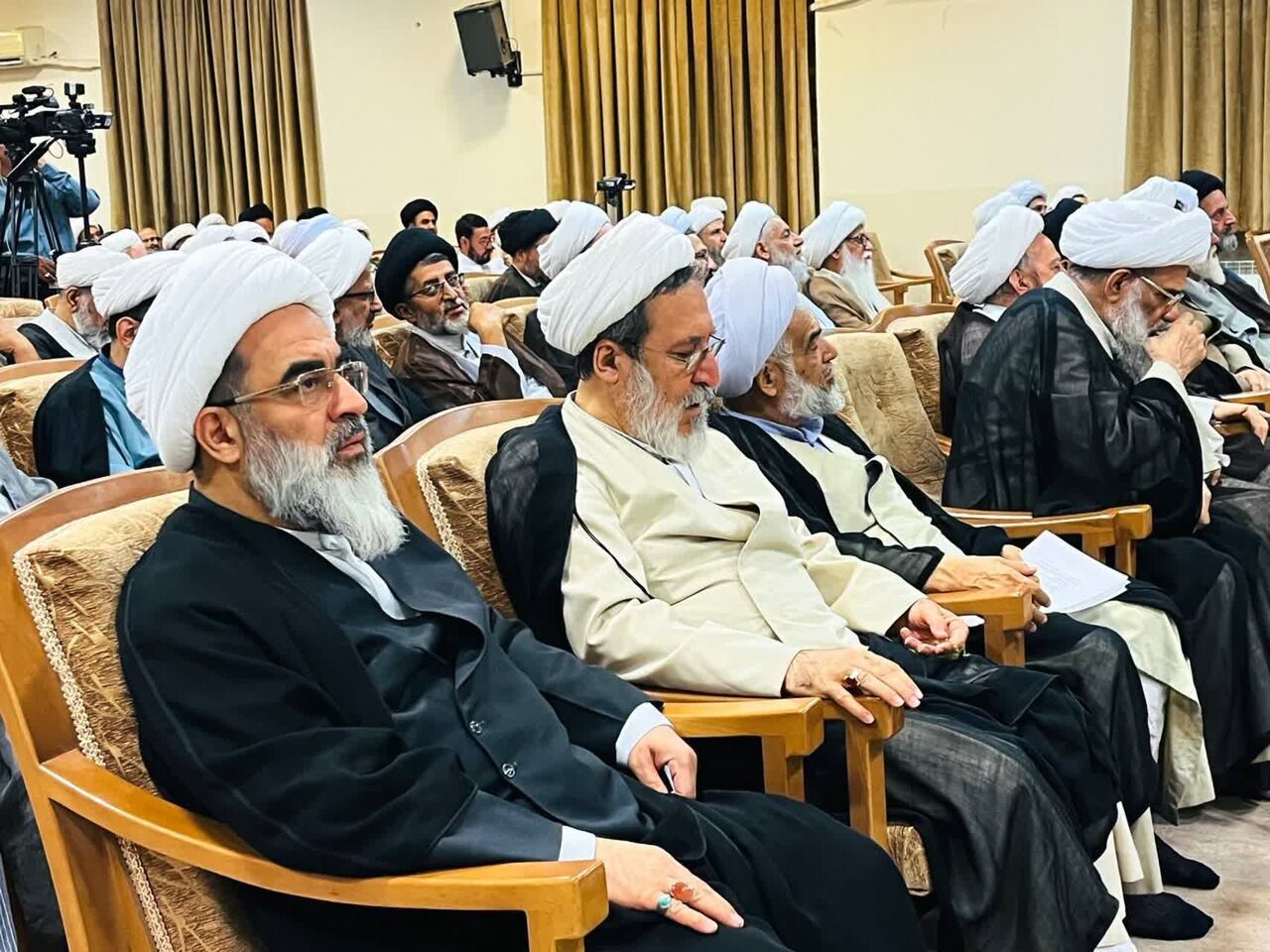 فقهای جامعه المصطفی بر احیای سنت مباحثه تاکید کردند