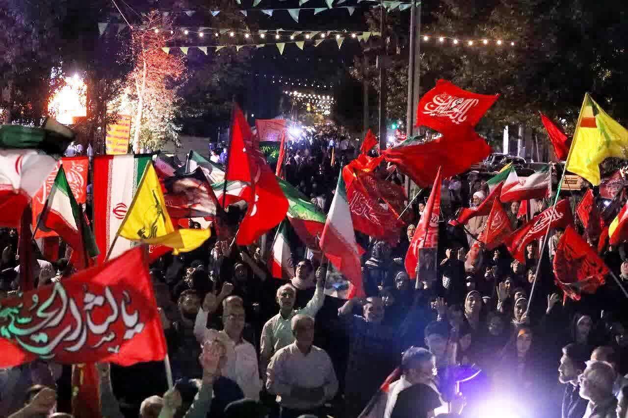 200 ليلة من الحضور الملحمي للشعب الايراني في الساحات والميادين