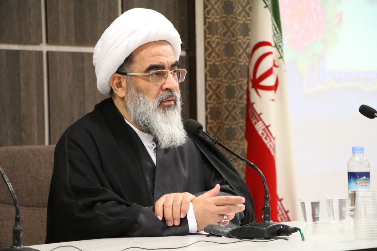 آیت‌الله فاضل لنکرانی: هویت حوزه با مباحثه علمی گره خورده است