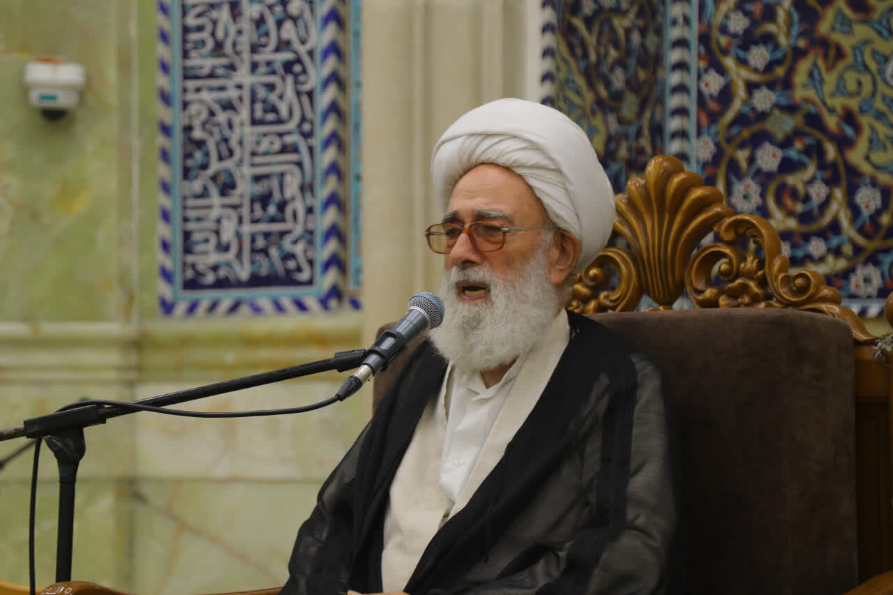 آیتالله نظری منفرد: آیتالله محفوظی مجسمه تقوا و الگویی برای روحانیت بود