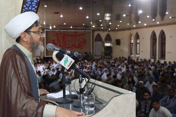 امام جمعه مزارشریف: حاکمیت باید دانشگاه بسازد نه اینکه درب آن را ببندد