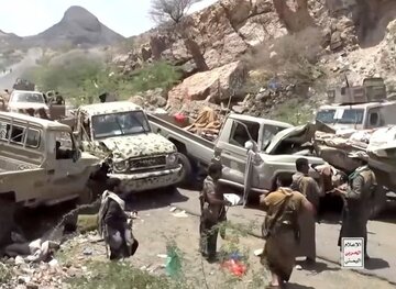 Aden’de “Komuta Krizi” ve Milyarlarca Dolarlık Yolsuzluk Depremi: 15 Tugayın Çöküşü Sistemi Sarsıyor