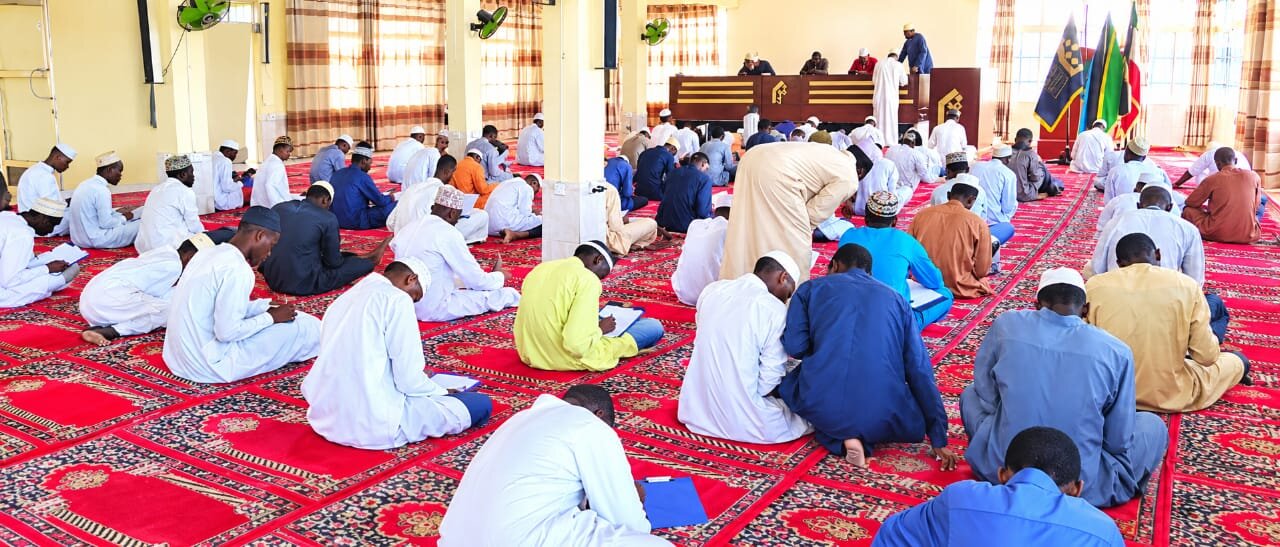 Jamiat Al-Mustafa Tanzania Yaendelea Kuimarisha Taaluma Kupitia Mitihani ya Majaribio ya Kila Wiki
