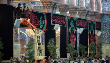 تقرير مصور/ الصحن الحسيني الشريف يتشح بالسواد في ذكرى استشهاد السيدة فاطمة الزهراء (ع)