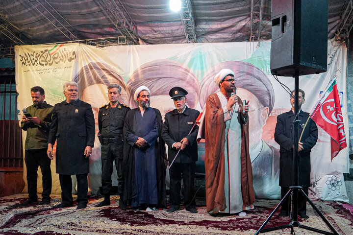Photos: Packaging, distribution of cultural packages at public gatherings across Mashhad