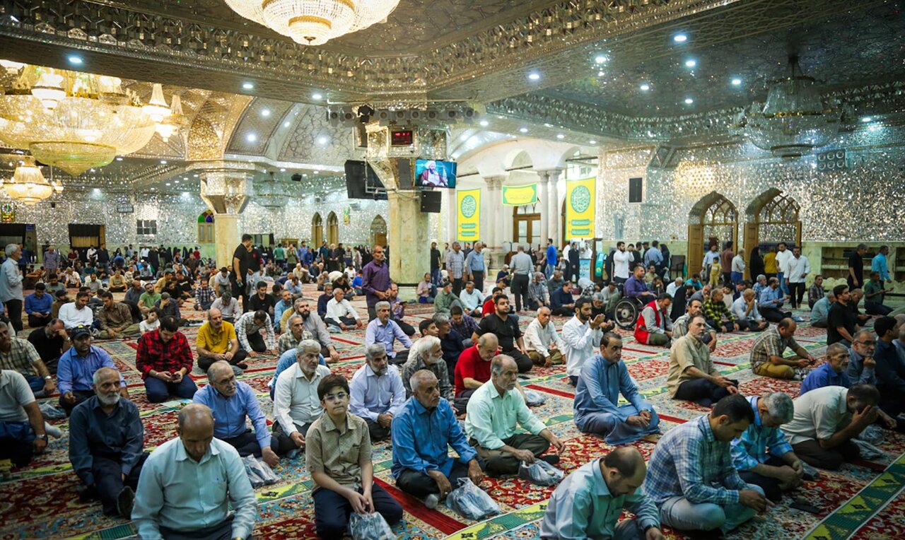 برگزاری مراسم گرامیداشت شهید سیدحسن نصرالله در حرم حضرت عبدالعظیم(ع)