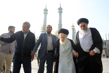 حوزه علمیه نجف در پی ارتحال آیت‌الله العظمی زنجانی، عزای عمومی اعلام کرد