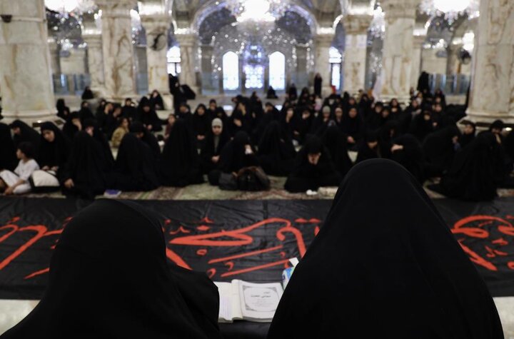 تقرير مصور/ إقامة مجلس عزاء نسويّ بذكرى استشهاد السيّدة الزهراء (عليها السلام) في الصحن الفاطميّ (عليها السلام)
