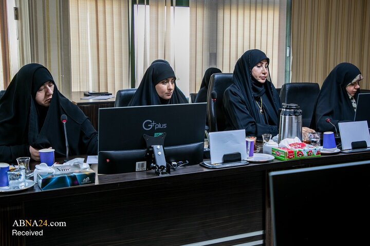 دیدار هیئت «زنان جبهه مقاومت و فضیلت در عراق» با دبیرکل مجمع جهانی اهل‌بیت(ع)