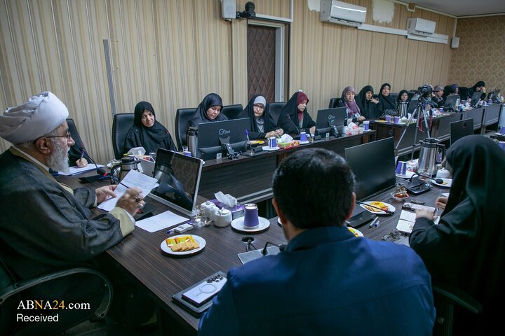 دیدار هیئت «زنان جبهه مقاومت و فضیلت در عراق» با دبیرکل مجمع جهانی اهل‌بیت(ع)