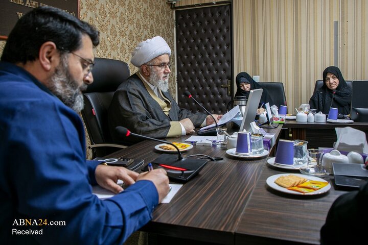 دیدار هیئت «زنان جبهه مقاومت و فضیلت در عراق» با دبیرکل مجمع جهانی اهل‌بیت(ع)