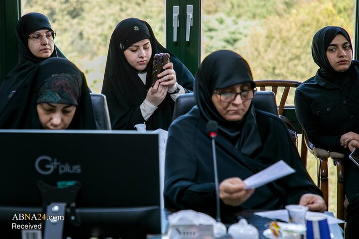 دیدار هیئت «زنان جبهه مقاومت و فضیلت در عراق» با دبیرکل مجمع جهانی اهل‌بیت(ع)