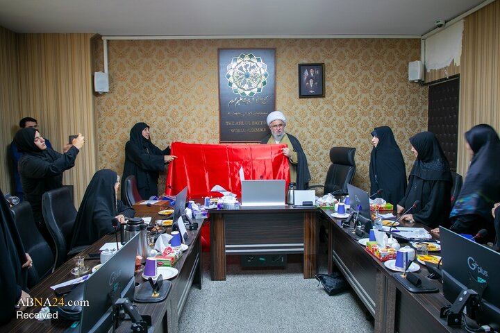دیدار هیئت «زنان جبهه مقاومت و فضیلت در عراق» با دبیرکل مجمع جهانی اهل‌بیت(ع)