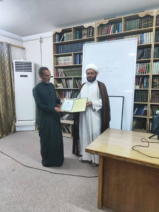 تقرير مصور/ جامعة باقر العلوم في النجف تكرم الطلبة الأوائل