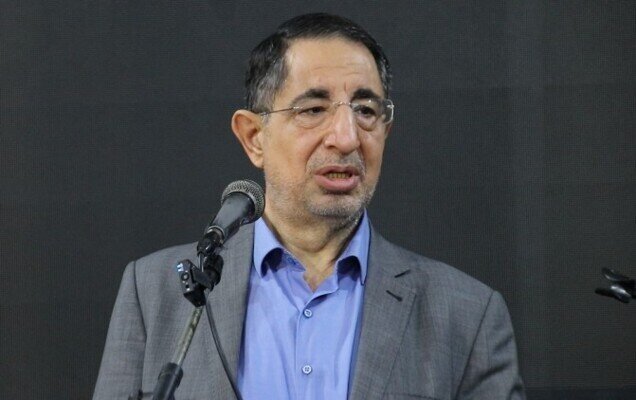 حسین الحاج حسن: آبنائے ہرمز اور باب المندب مزاحمتی محور کے اہم ہتھیار ہیں