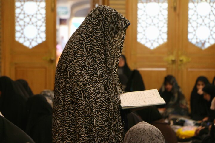 نخستین محفل عزاداری بانوی کرامت در آستان مقدس فاطمی