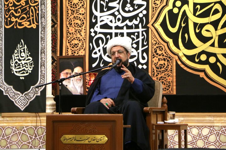 نخستین محفل عزاداری بانوی کرامت در آستان مقدس فاطمی