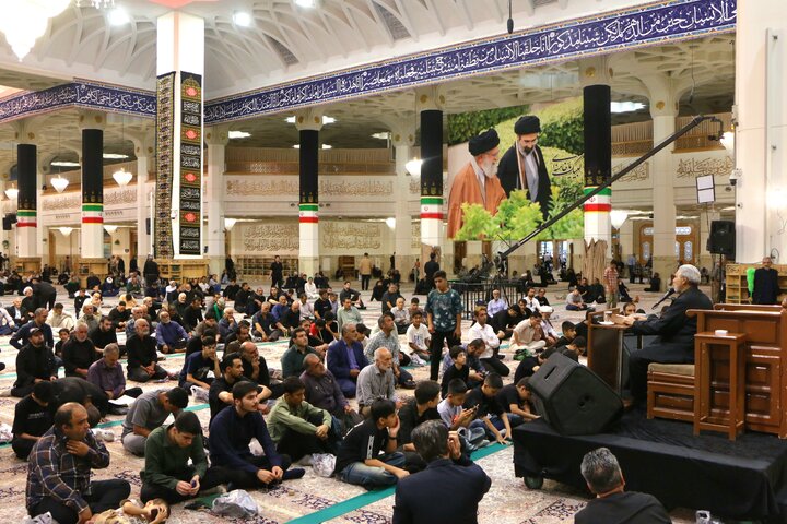 نخستین محفل عزاداری بانوی کرامت در آستان مقدس فاطمی