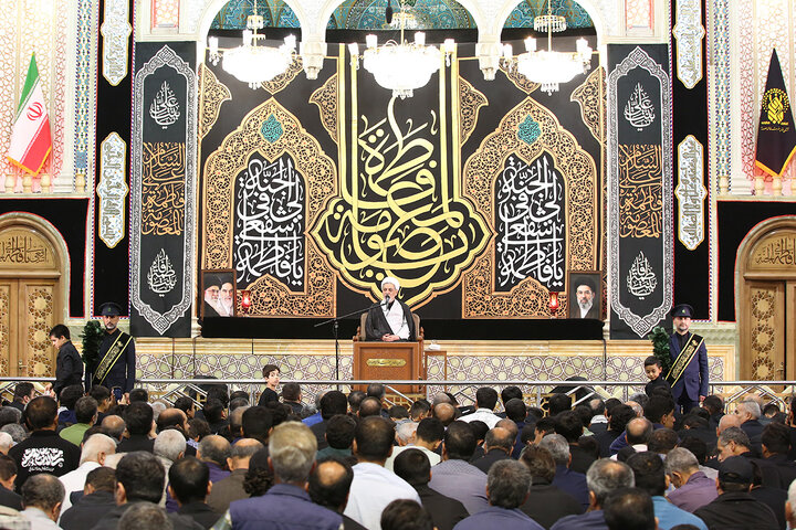 محفل عزاداری اول شب رحلت حضرت معصومه(س) در حرم مطهر ایشان