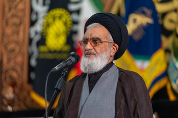 هفته دفاع مقدس یادآور ایمان، بصیرت، ولایت‌مداری و مقاومت است