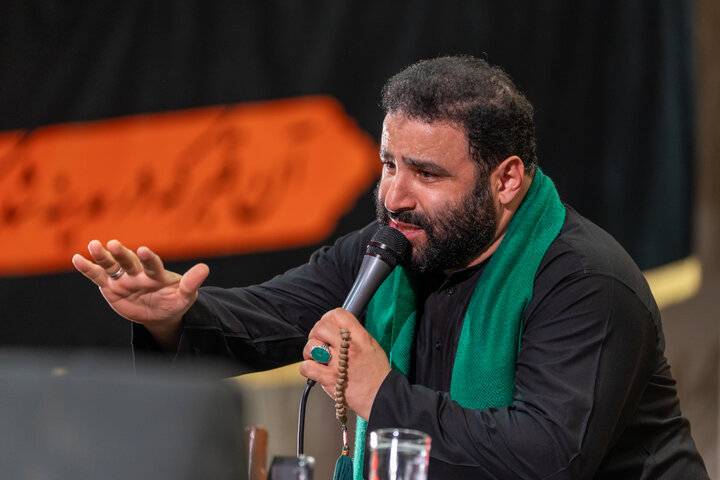 دومین محفل عزاداری شب رحلت بانوی کرامت در حرم مطهر قم