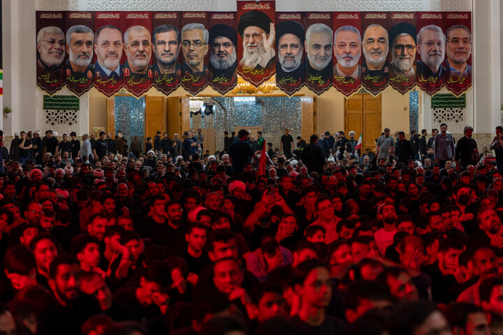 دومین محفل عزاداری شب رحلت بانوی کرامت در حرم مطهر قم