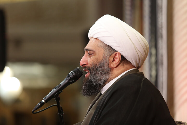Photos: Enthusiastic mourning ceremony of younger generation on night of Hazrat Masoumeh's demise anniversary