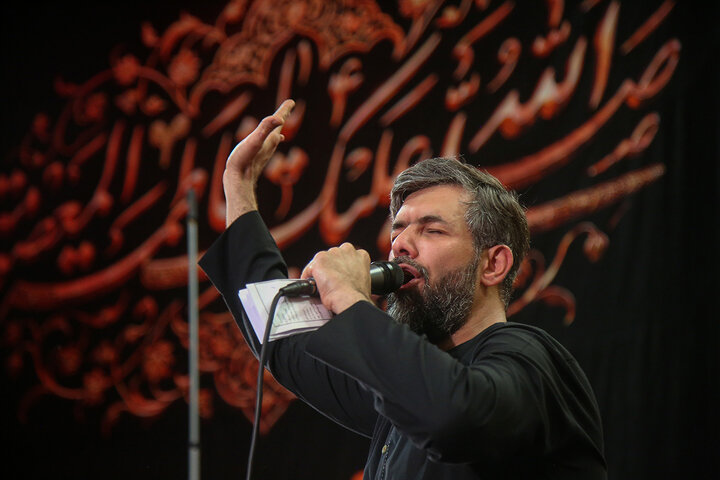 Photos: Enthusiastic mourning ceremony of younger generation on night of Hazrat Masoumeh's demise anniversary
