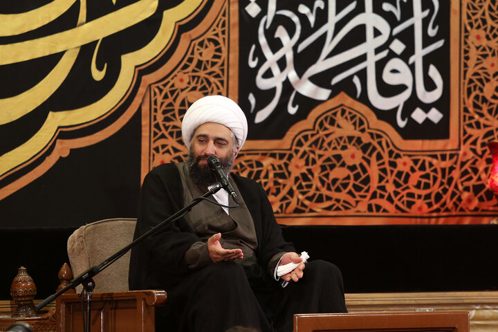 Photos: Enthusiastic mourning ceremony of younger generation on night of Hazrat Masoumeh's demise anniversary